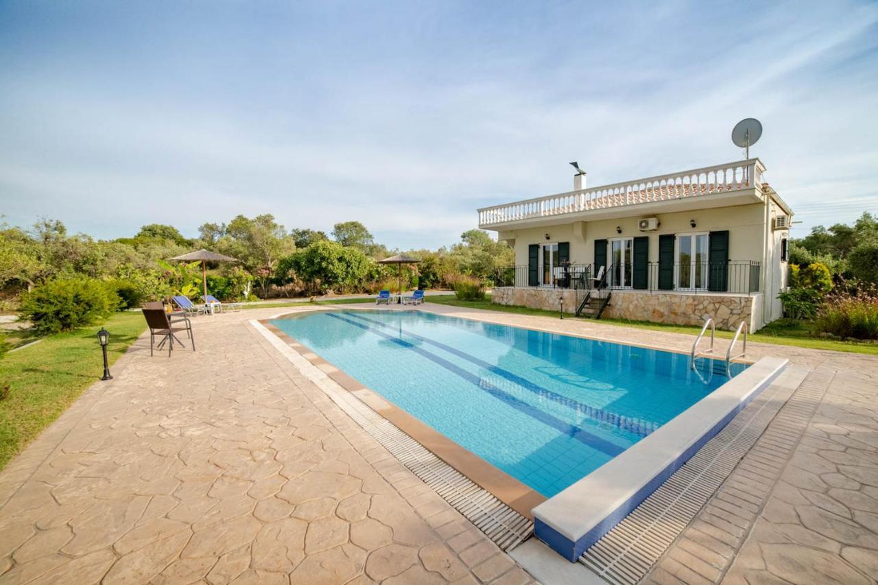 Villa Adonis Halikounas Екстериор снимка