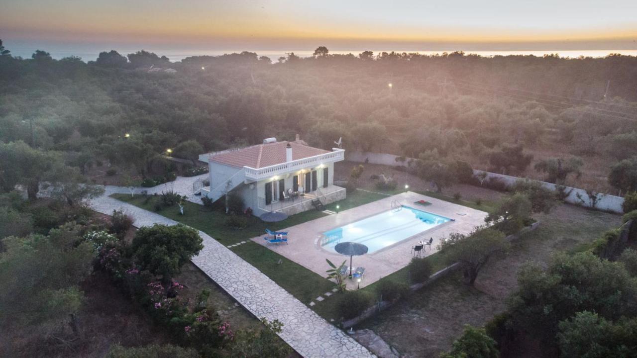 Villa Adonis Halikounas Екстериор снимка