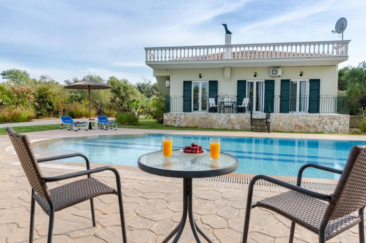 Villa Adonis Halikounas Екстериор снимка